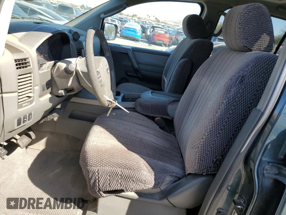 2005 Nissan Armada LE z VIN 5N1AA08A05N710696, wystawiony jako Copart lot #46854495 z przebiegiem 211 883 mil mil oraz Szkoda całkowita • Salvage title. Historia ofert i sprzedaży dostępna na DreamBid. Obrazek 7.