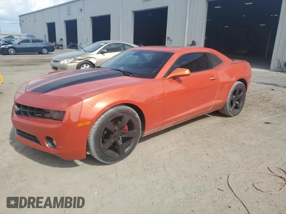 2010 Chevrolet Camaro 2LT z VIN 2G1FC1EV1A9200154, wystawiony jako Copart lot #59173265 z przebiegiem 208 136 mil mil oraz Czysty tytuł • Clean title. Historia ofert i sprzedaży dostępna na DreamBid. Obrazek 1.