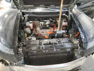 2023 Fisker Ocean Extreme z VIN VCF1EBU2XPG006743, wystawiony jako Copart lot #41668795 z przebiegiem Nie podano mil oraz Szkoda całkowita • Salvage title. Historia ofert i sprzedaży dostępna na DreamBid. Obrazek 12.