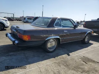 1982 Mercedes-Benz 380 380SL with VIN WDBBA45A4CB013193, listed as a Copart auction lot 47042825 with 107,107 mi miles and Clean Title. Bid and sale history available at carsss.com. Image 3.