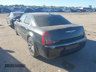 2006 Chrysler 300 C with VIN 2C3LA63H56H246663, listed as a IAAI auction lot 40894432 with 145,629 mi miles. Bid and sale history available at carsss.com. Image 3.