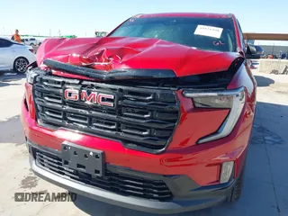 2025 GMC Acadia AWD Elevation z VIN 1GKENNRS0SJ118513, wystawiony jako IAAI lot #41821990 z przebiegiem 1 114 mil mil oraz . Historia ofert i sprzedaży dostępna na DreamBid. Obrazek 6.
