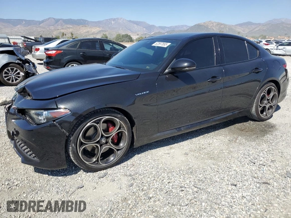 2022 Alfa Romeo Giulia Veloce with VIN ZARFAMBN1N7660074, listed as a Copart auction lot 52597895 with 38,959 mi miles and Salvage Title. Bid and sale history available at carsss.com. Image 1.