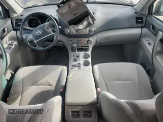2009 Toyota Highlander Sport z VIN JTEES43A992129931, wystawiony jako Copart lot #52971105 z przebiegiem 225 602 mil mil oraz Szkoda całkowita • Salvage title. Historia ofert i sprzedaży dostępna na DreamBid. Obrazek 8.