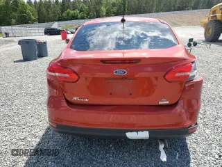 2018 Ford Focus SE with VIN 1FADP3FEXJL269131, listed as a Copart auction lot 55894765 with 33,752 mi miles and Salvage title. Bid and sale history available at DreamBid. Image 6.