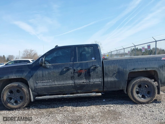 2017 Chevrolet Silverado 1500 LT with VIN 1GCVKREC1HZ285337, listed as a IAAI auction lot 41781910 with 136,895 mi miles. Bid and sale history available at carsss.com. Image 14.