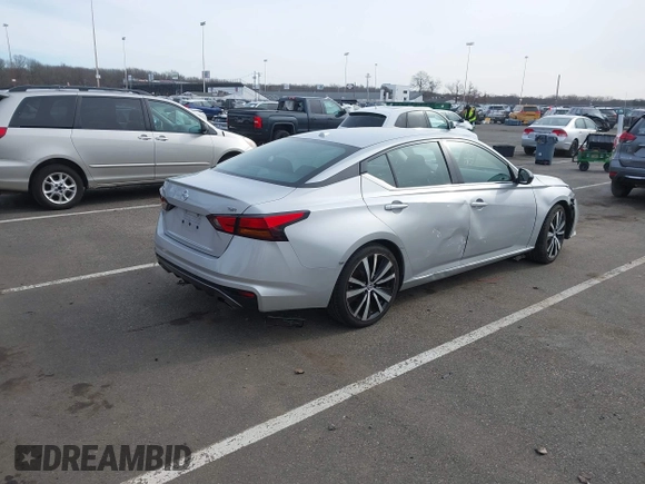 2022 Nissan Altima SR z VIN 1N4BL4CV9NN327401, wystawiony jako IAAI lot #41602929 z przebiegiem 61 130 mil mil oraz . Historia ofert i sprzedaży dostępna na DreamBid. Obrazek 4.