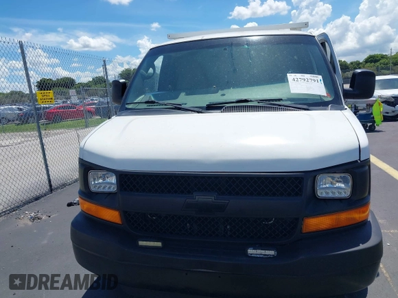 2012 Chevrolet Express Cargo z VIN 1GCWGFCA1C1144412, wystawiony jako IAAI lot #42792791 z przebiegiem 182 242 mil mil oraz . Historia ofert i sprzedaży dostępna na DreamBid. Obrazek 12.