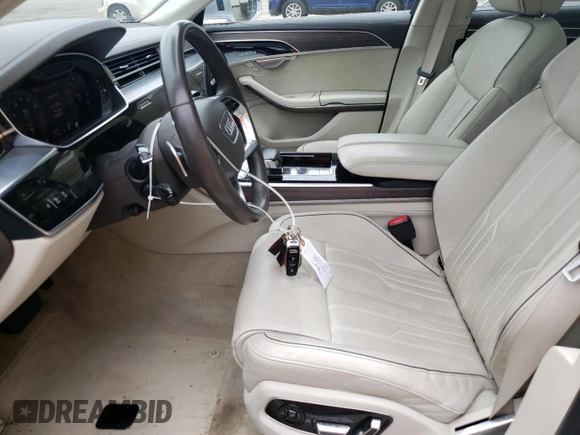 2019 Audi A8 с VIN WAU8DAF83KN010955, выставлен на аукционе Copart как лот 59734495 с пробегом 30 479 миль миль и Списание • Salvage title. История ставок и продаж доступна на DreamBid. Изображение 7.