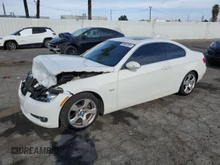 2009 BMW 3 Series 328i with VIN WBAWB33589P137962, listed as a Copart auction lot 85042404 with 109,821 mi miles and Salvage Title. Bid and sale history available at carsss.com. Image 1.