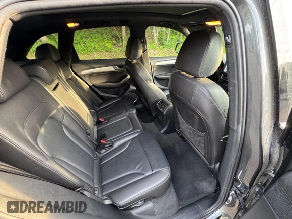 2017 Audi Q5 Premium Plus z VIN WA1M2AFP8HA085868, wystawiony jako Copart lot #63792125 z przebiegiem 208 022 mil mil oraz Czysty tytuł • Clean title. Historia ofert i sprzedaży dostępna na DreamBid. Obrazek 6.