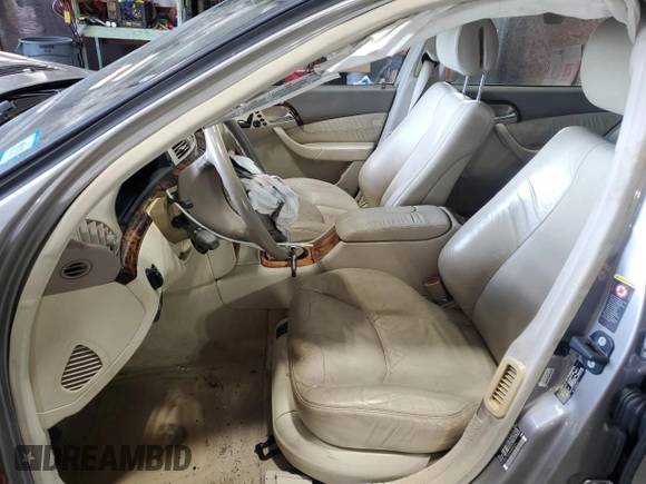 2004 Mercedes-Benz S-Class with VIN WDBNG75J64A406424, listed as a Copart auction lot 75541084 with 0 mi miles and Salvage Title. Bid and sale history available at carsss.com. Image 7.
