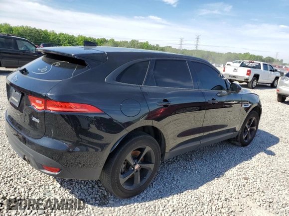 2017 Jaguar F-Pace 35t Premium with VIN SADCJ2BV9HA067768, listed as a Copart auction lot 55671845 with 137,396 mi miles and Clean Title. Bid and sale history available at DreamBid. Image 3.