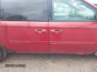 2005 Dodge Caravan SXT with VIN 2D4GP44L35R127086, listed as a IAAI auction lot 42135667 with 78,262 mi miles and . Bid and sale history available at carsss.com. Image 13.