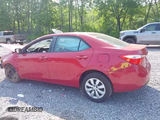 2015 Toyota Corolla L z VIN 2T1BURHE6FC384477, wystawiony jako IAAI lot #42418980 z przebiegiem 142 940 mil mil oraz . Historia ofert i sprzedaży dostępna na DreamBid. Obrazek 14.