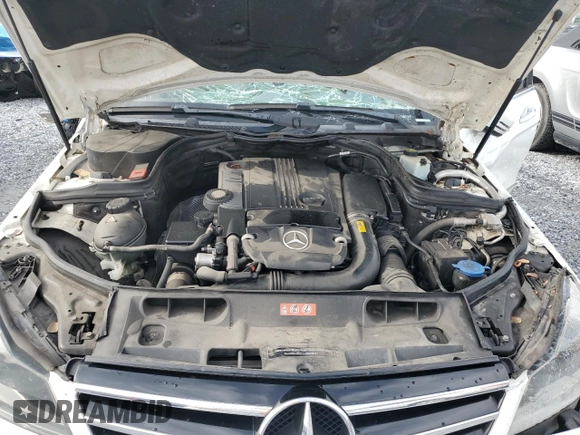 2014 Mercedes-Benz C 250 Sport with VIN WDDGF4HB4EG231661, listed as a Copart auction lot 59657335 with 83,731 mi miles and Salvage title. Bid and sale history available at DreamBid. Image 11.