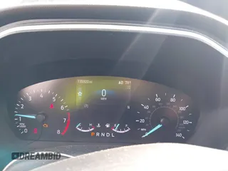 2021 Ford Escape SE z VIN 1FMCU9G67MUA39792, wystawiony jako IAAI lot #42091121 z przebiegiem 135 920 mil mil oraz . Historia ofert i sprzedaży dostępna na DreamBid. Obrazek 7.