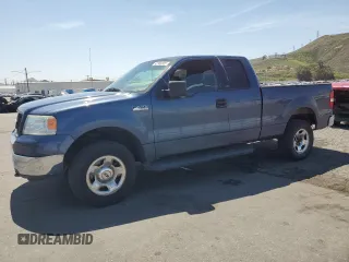 2006 Ford F-150 STX with VIN 1FTRX14W26KC19644, listed as a Copart auction lot 52366805 with 204,046 mi miles and Clean Title. Bid and sale history available at carsss.com. Image 1.