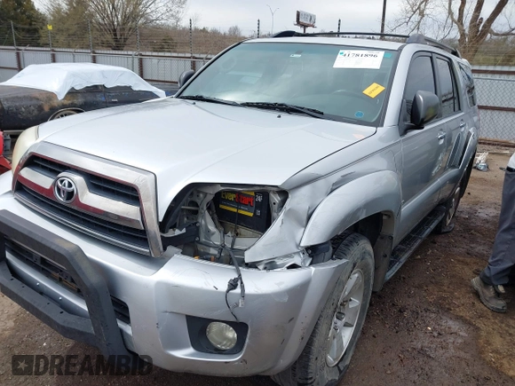 2007 Toyota 4Runner SR5 with VIN JTEZU14R378067211, listed as a IAAI auction lot 41781896 with 237,509 mi miles and . Bid and sale history available at DreamBid. Image 18.
