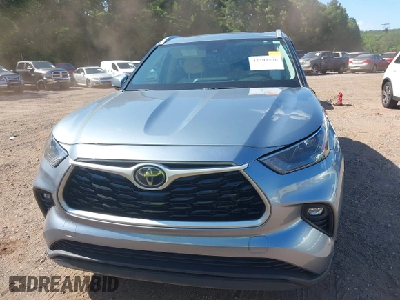 2023 Toyota Highlander L with VIN 5TDKDRAH7PS038449, listed as a IAAI auction lot 42298596 with 112,275 mi miles and . Bid and sale history available at DreamBid. Image 12.
