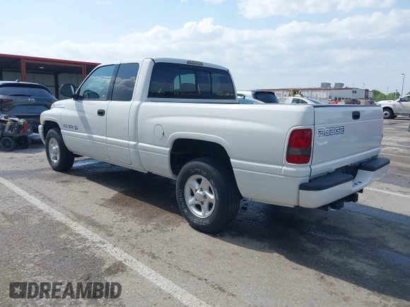 2000 Dodge 1500 with VIN 3B7HC13Z7YG103630, listed as a IAAI auction lot 42240485 with 21,142 mi miles and . Bid and sale history available at DreamBid. Image 3.