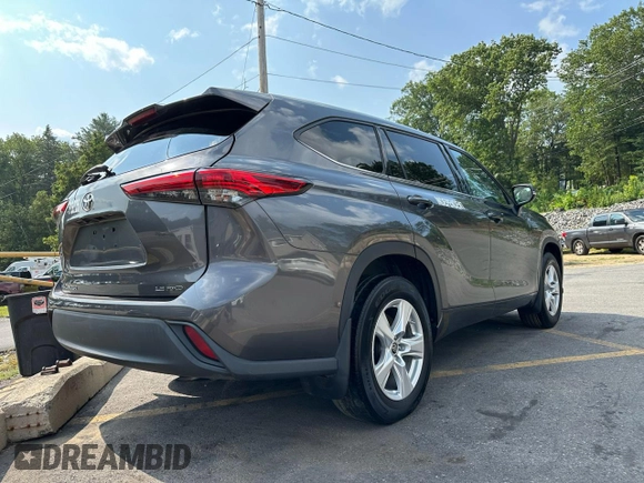 2021 Toyota Highlander L z VIN 5TDBZRBHXMS545583, wystawiony jako Copart lot #65928105 z przebiegiem 143 121 mil mil oraz Czysty tytuł • Clean title. Historia ofert i sprzedaży dostępna na DreamBid. Obrazek 3.