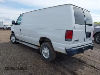 2011 Ford Econoline Cargo Commercial z VIN 1FTNE2EW0BDA56676, wystawiony jako IAAI lot #42215010 z przebiegiem 179 752 mil mil oraz . Historia ofert i sprzedaży dostępna na DreamBid. Obrazek 3.