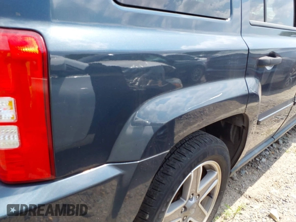2007 Jeep Patriot Limited with VIN 1J8FT48W37D285614, listed as a IAAI auction lot 42616625 with 113,502 mi miles and . Bid and sale history available at DreamBid. Image 17.