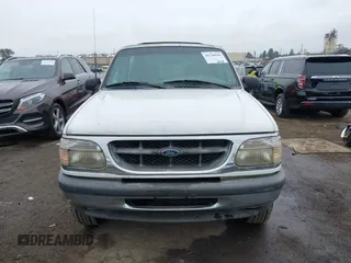 1998 Ford Explorer XL z VIN 1FMZU32E9WZA44004, wystawiony jako IAAI lot #41720181 z przebiegiem 137 267 mil mil oraz . Historia ofert i sprzedaży dostępna na DreamBid. Obrazek 12.