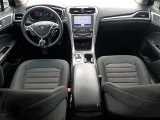 2020 Ford Fusion SE with VIN 3FA6P0H71LR207241, listed as a Copart auction lot 58347785 with 92,375 mi miles and Salvage title. Bid and sale history available at DreamBid. Image 8.