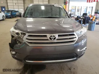 2011 Toyota Highlander with VIN 5TDBK3EH5BS046930, listed as a Copart auction lot 49310455 with 179,435 mi miles and Salvage Title. Bid and sale history available at carsss.com. Image 5.