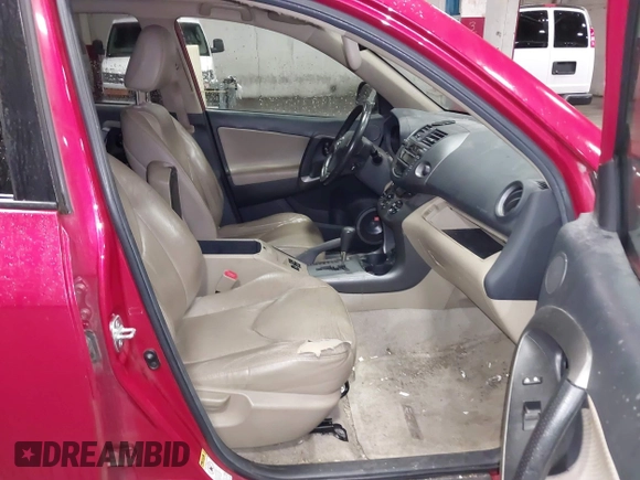 2011 Toyota RAV4 Limited with VIN 2T3DF4DV5BW142324, listed as a IAAI auction lot 41646694 with 267,082 mi miles and . Bid and sale history available at DreamBid. Image 5.