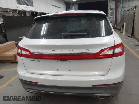 2017 Lincoln MKX Reserve with VIN 2LMPJ6LR0HBL13455, listed as a IAAI auction lot 41740678 with 70,038 mi miles. Bid and sale history available at carsss.com. Image 16.