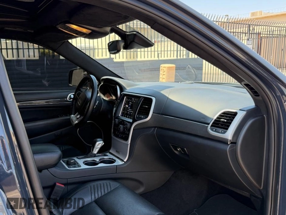 2018 Jeep Grand Cherokee with VIN AZ398589, listed as a Copart auction lot 62577485 with 46,050 mi miles and Clean title. Bid and sale history available at DreamBid. Image 5.