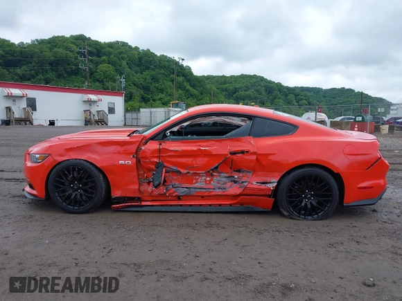 2015 Ford Mustang GT z VIN 1FA6P8CF2F5380934, wystawiony jako IAAI lot #42371355 z przebiegiem 26 680 mil mil oraz . Historia ofert i sprzedaży dostępna na DreamBid. Obrazek 14.