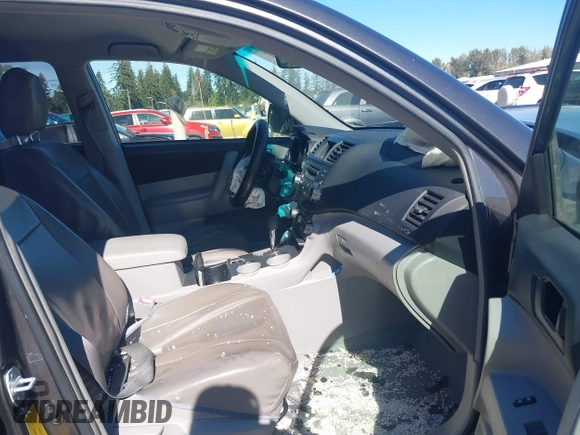 2008 Toyota Highlander z VIN JTEDS41A182049522, wystawiony jako IAAI lot #40484437 z przebiegiem 159 595 mil mil oraz . Historia ofert i sprzedaży dostępna na DreamBid. Obrazek 5.