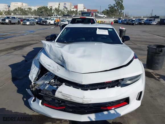 2018 Chevrolet Camaro 2LT with VIN 1G1FD1RS7J0160296, listed as a IAAI auction lot 41359225 with 35,431 mi miles. Bid and sale history available at carsss.com. Image 12.