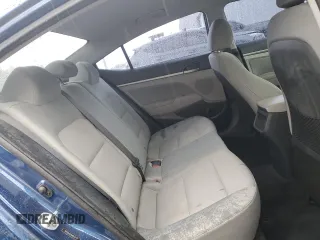 2017 Hyundai Elantra Limited z VIN 5NPD84LF0HH072770, wystawiony jako Copart lot #55665015 z przebiegiem 70 485 mil mil oraz Szkoda całkowita • Salvage title. Historia ofert i sprzedaży dostępna na DreamBid. Obrazek 10.