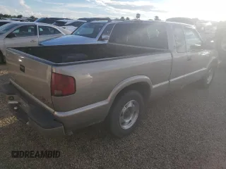 2000 GMC Sonoma SLS z VIN 1GTCS19W3Y8158978, wystawiony jako Copart lot #74180564 z przebiegiem Nie podano mil oraz Szkody całkowita. Historia ofert i sprzedaży dostępna na DreamBid. Obrazek 3.