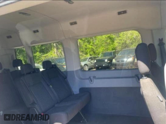 2017 Ford Transit XL с VIN 1FBAX2CM3HKA35386, выставлен на аукционе Copart как лот 82470164 с пробегом 125 570 миль миль и Чистый • Clean title. История ставок и продаж доступна на DreamBid. Изображение 6.