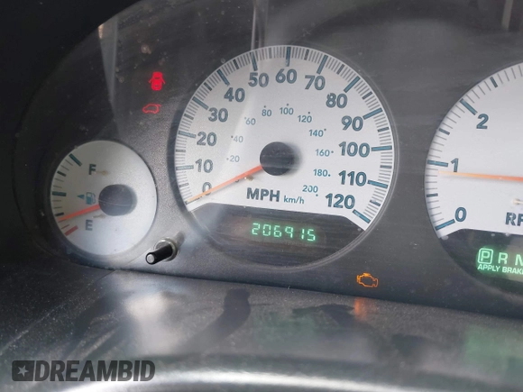 2005 Dodge Caravan SXT with VIN 2D4GP44L75R193138, listed as a IAAI auction lot 42073429 with 206,915 mi miles and . Bid and sale history available at DreamBid. Image 15.