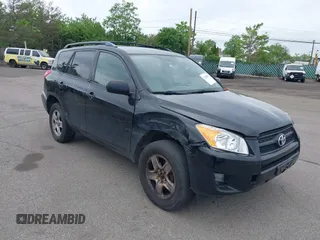 2009 Toyota RAV4 with VIN JTMZF33V995006183, listed as a IAAI auction lot 42265035 with 152,849 mi miles and . Bid and sale history available at DreamBid. Image 1.