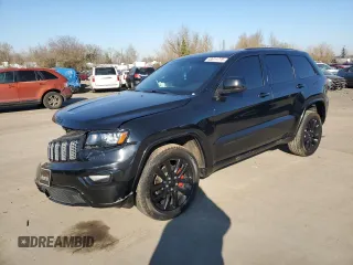 2017 Jeep Grand Cherokee Laredo with VIN 1C4RJFAG5HC929422, listed as a Copart auction lot 43011775 with 105,223 mi miles and Salvage title. Bid and sale history available at DreamBid. Image 1.