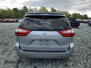2018 Toyota Sienna XLE Auto Access Seat with VIN 5TDYZ3DC4JS913230, listed as a Copart auction lot 52383965 with 208,623 mi miles and Salvage Title. Bid and sale history available at carsss.com. Image 6.