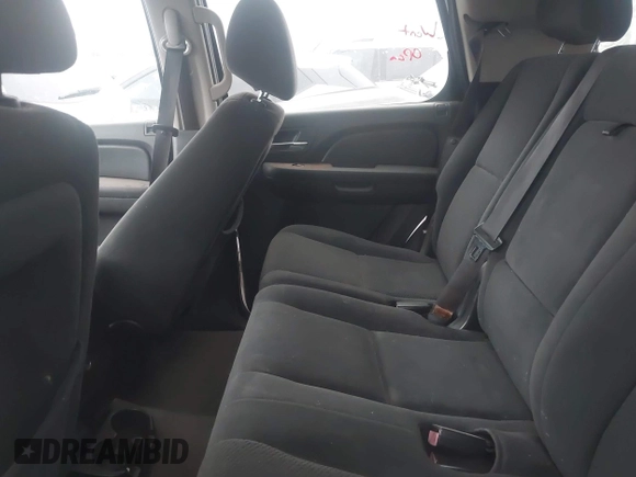 2007 GMC Yukon SLT with VIN 1GKFC13J77R131223, listed as a IAAI auction lot 41764977 with 1 mi miles. Bid and sale history available at carsss.com. Image 8.