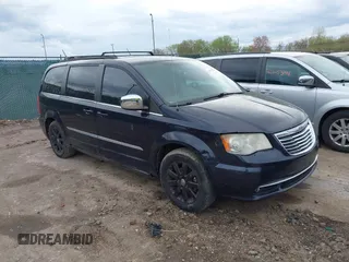 2011 Chrysler Town & Country Touring-L with VIN 2A4RR8DG8BR645498, listed as a IAAI auction lot 42070744 with 173,661 mi miles. Bid and sale history available at carsss.com. Image 1.