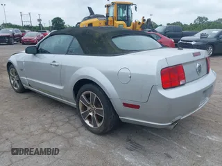 2008 Ford Mustang GT Deluxe with VIN 1ZVHT85H185173853, listed as a IAAI auction lot 42649826 with 176,484 mi miles and . Bid and sale history available at DreamBid. Image 3.