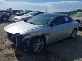 2014 Nissan Maxima SV with VIN 1N4AA5AP1EC455171, listed as a IAAI auction lot 42603177 with 181,619 mi miles and . Bid and sale history available at DreamBid. Image 2.