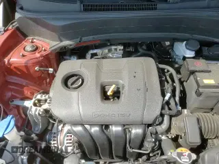 2024 Kia Seltos S z VIN KNDEUCAA6R7609004, wystawiony jako Copart lot #68008565 z przebiegiem 13 300 mil mil oraz Szkoda całkowita • Salvage title. Historia ofert i sprzedaży dostępna na DreamBid. Obrazek 16.