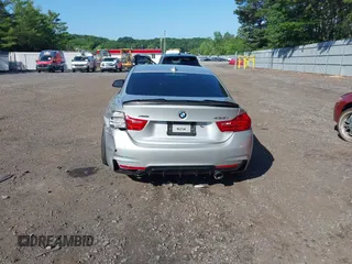 2015 BMW 4 Series 435i xDrive z VIN WBA3R5C51FK372061, wystawiony jako IAAI lot #42546096 z przebiegiem 163 692 mil mil oraz . Historia ofert i sprzedaży dostępna na DreamBid. Obrazek 16.